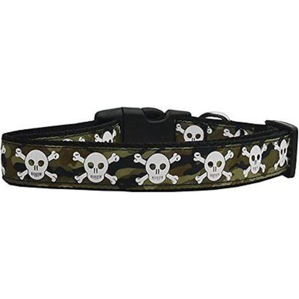 Unconditional Love Camo Skulls Nylon Dog CollarsMedium UN797038